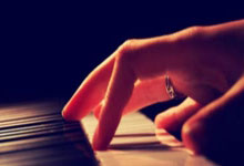 格鲁吉亚足球明星入围欧洲金球奖候选——小国大梦，荣耀在望